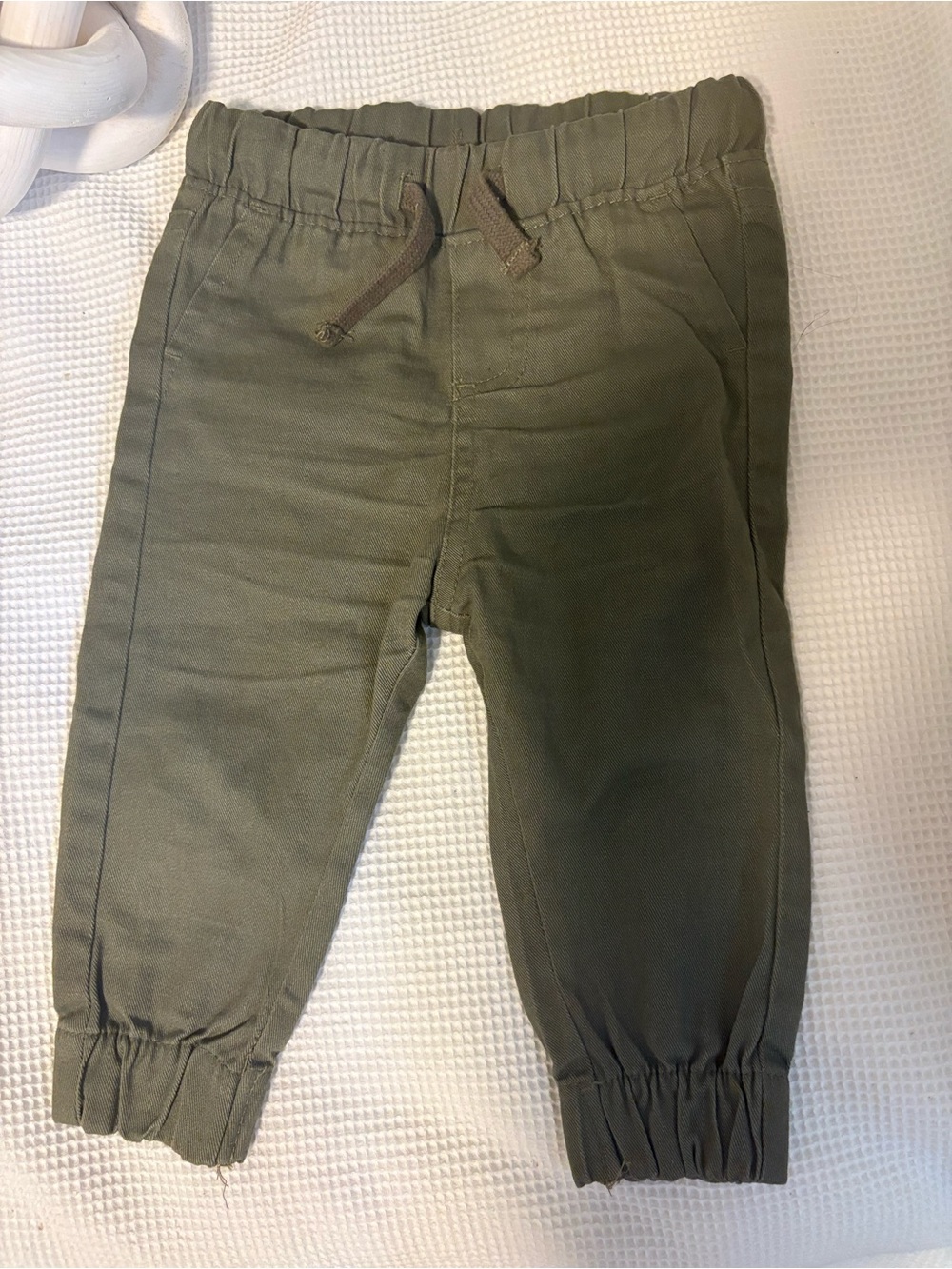 ⭐️5/$30 Ben Sherman Kids Olive Jogger Pants